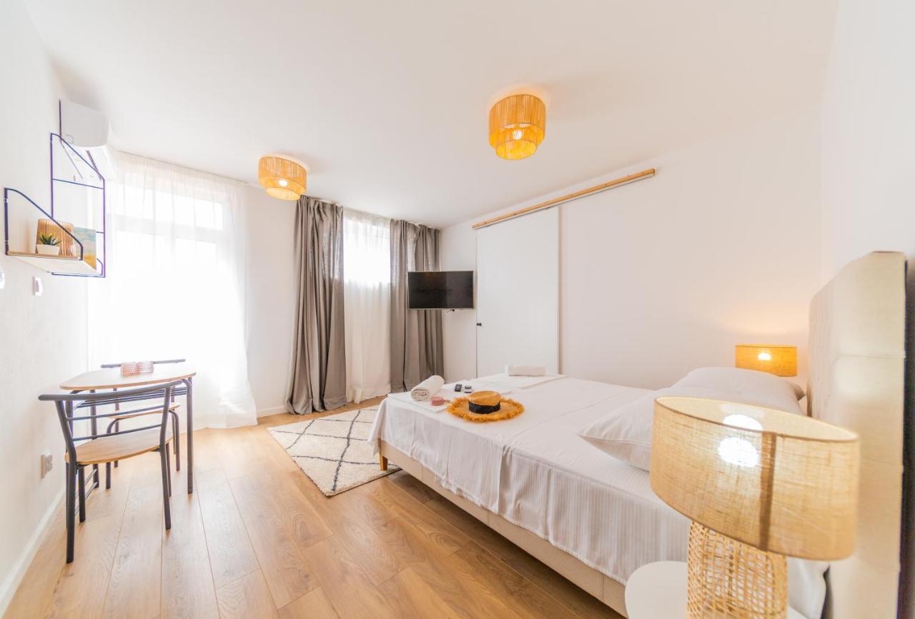 Central Seaside Residence Vis Dış mekan fotoğraf