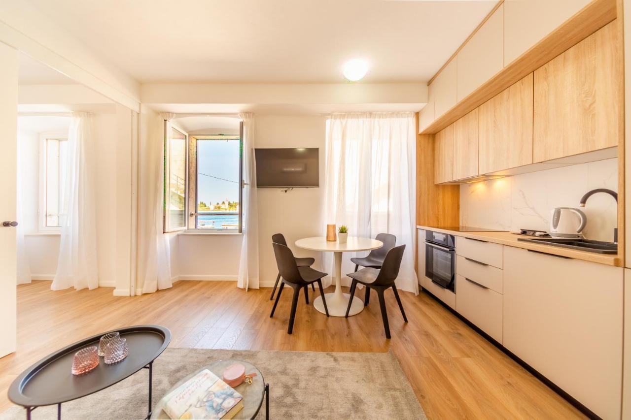 Central Seaside Residence Vis Dış mekan fotoğraf