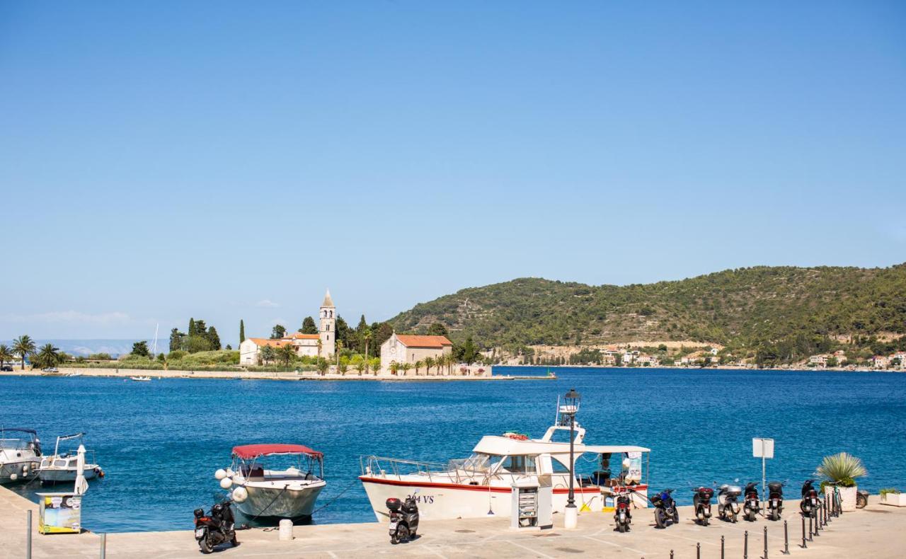 Central Seaside Residence Vis Dış mekan fotoğraf