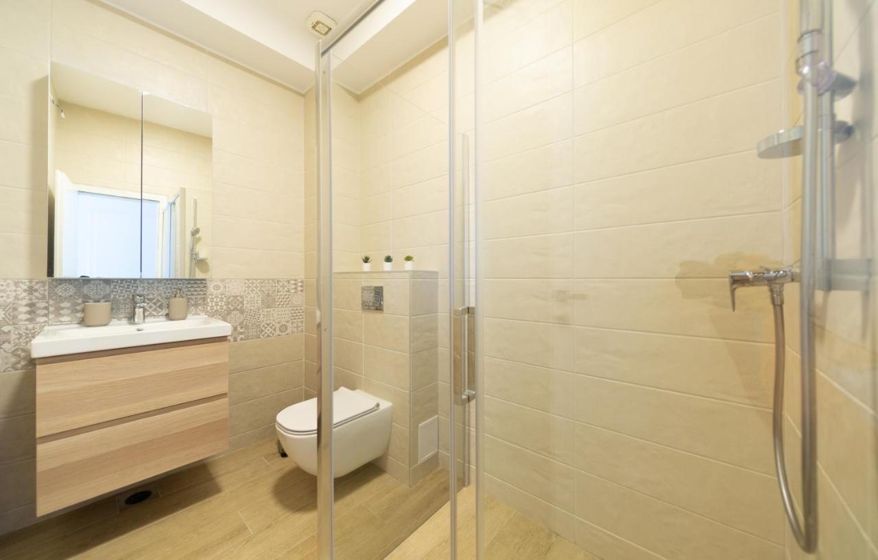 Central Seaside Residence Vis Dış mekan fotoğraf